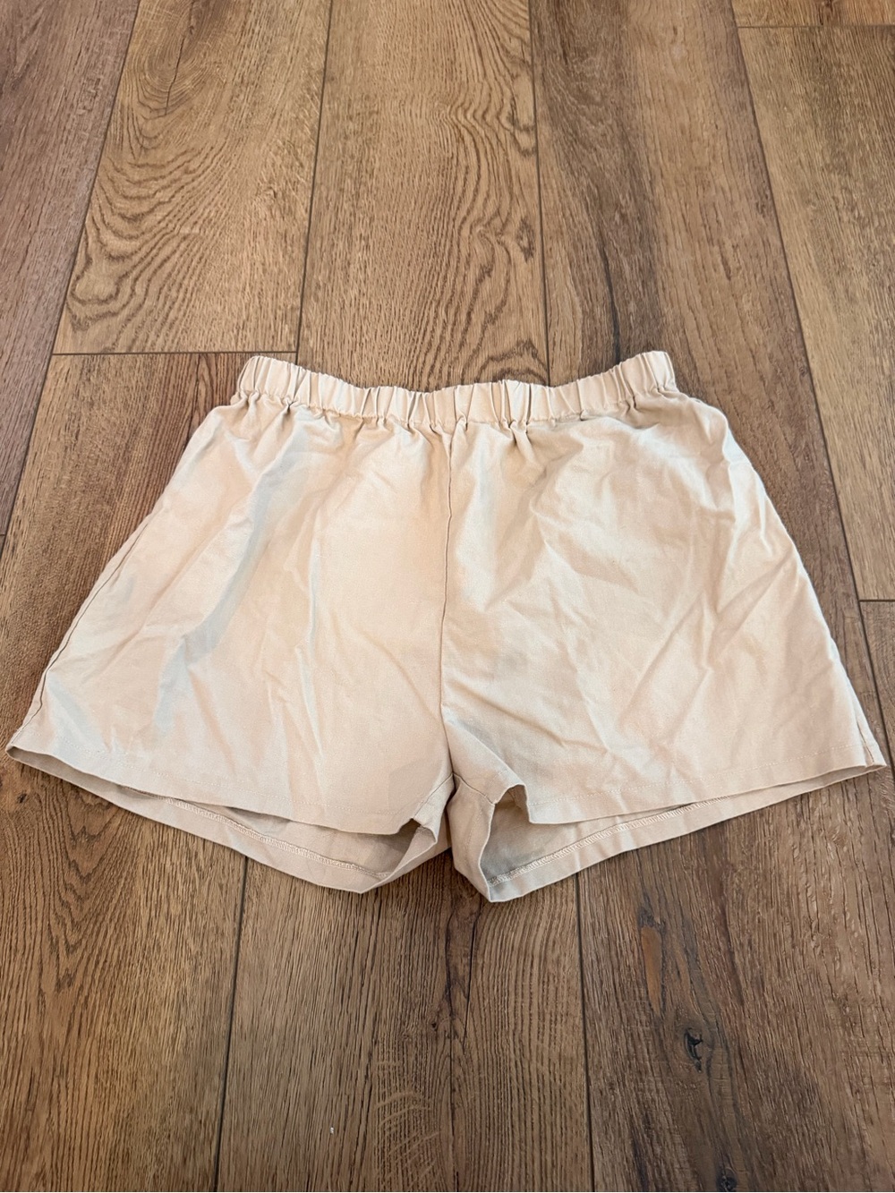 PrettyLittleThing Cream High Waist Elastic Shorts
